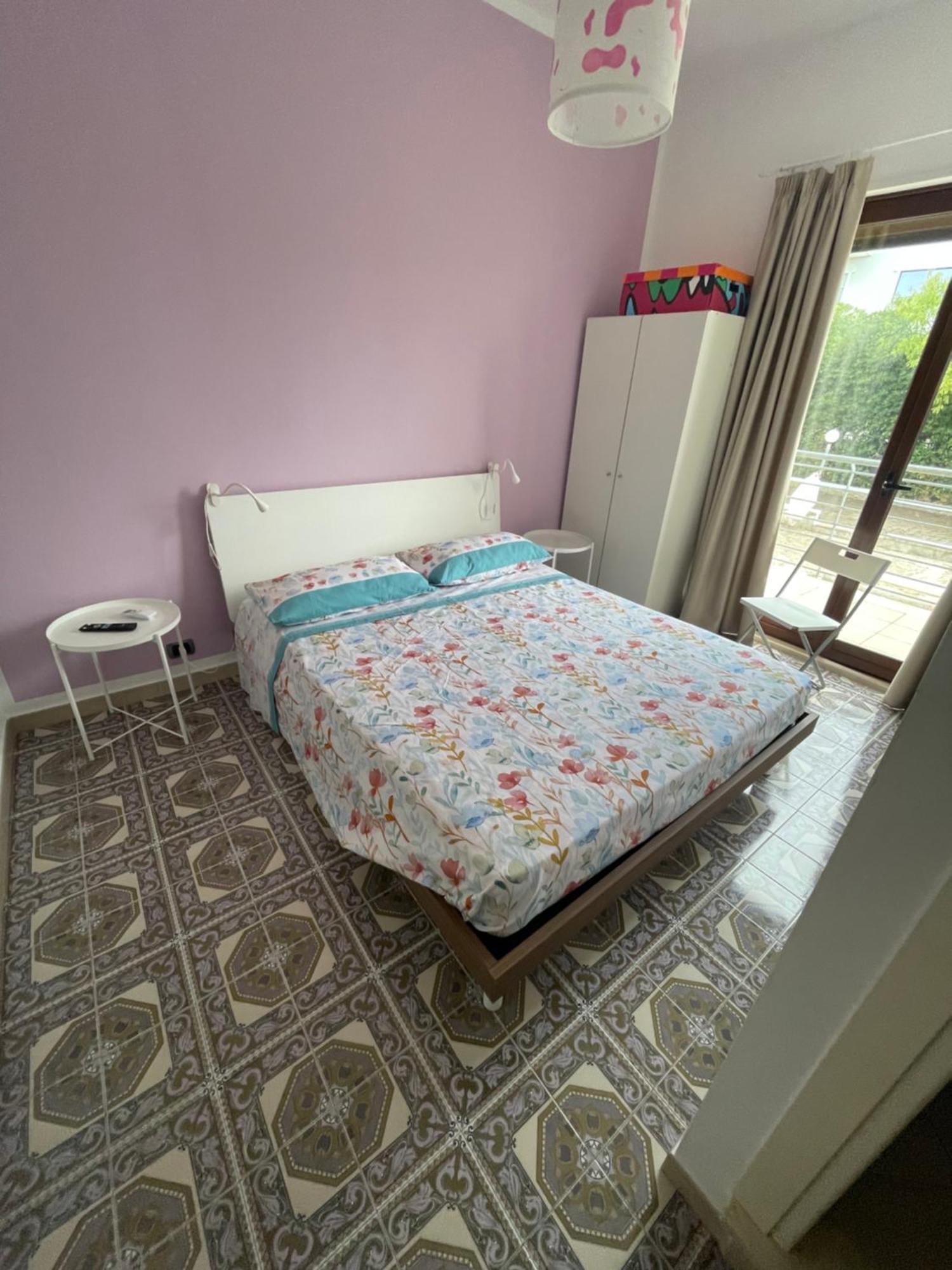 Bed and Breakfast Trentatre Quarantatre Mola di Bari Exterior foto