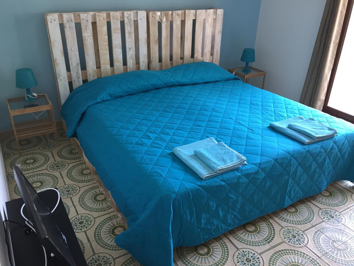 Bed and Breakfast Trentatre Quarantatre Mola di Bari Exterior foto